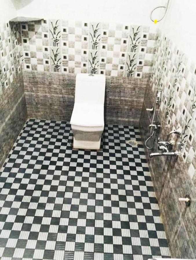 Veeru Homestay Hospet Buitenkant foto