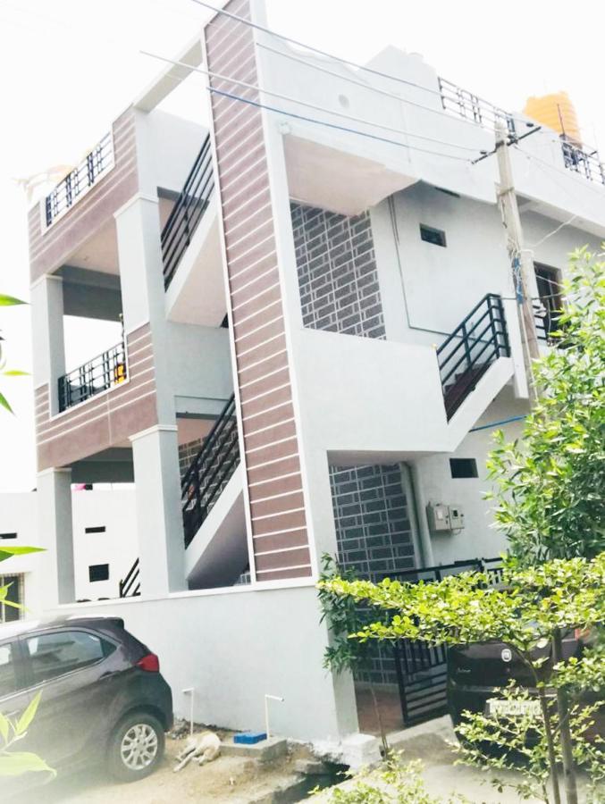 Veeru Homestay Hospet Buitenkant foto