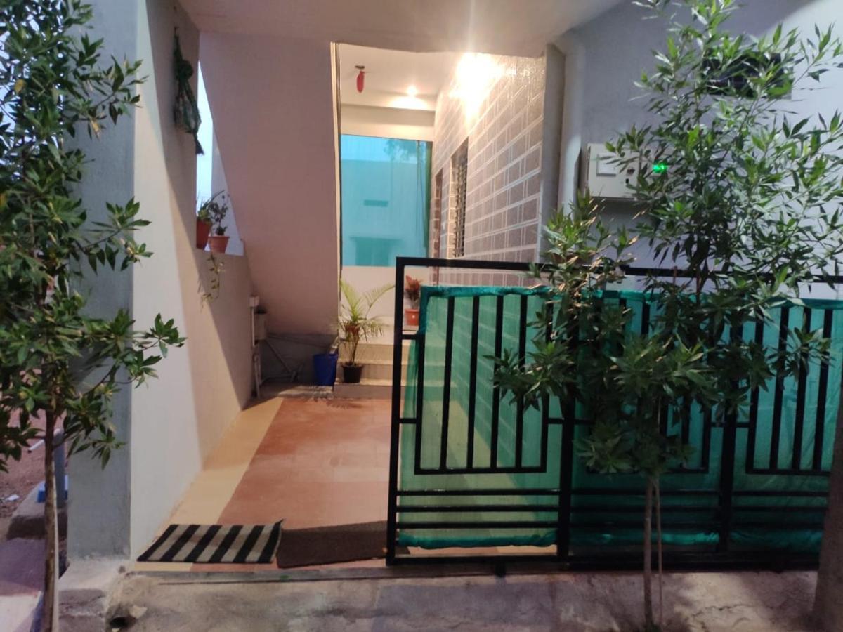 Veeru Homestay Hospet Buitenkant foto